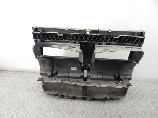 Передняя панель крепления облицовки (телевизор) BMW 2-series (F45/46) 51 74 7 338 207