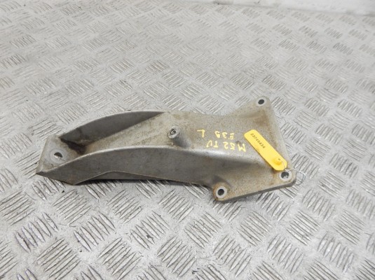 Кронштейн двигателя BMW 5-series (E39) 22 11 1 092 973 Кронштейн двигателя BMW 5-series (E39) 22 11 1 092 973