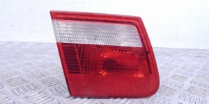 Фонарь крышки багажника левый BMW 3-series (E46) 63 21 8 368 759