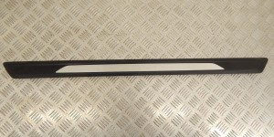 Накладка декоративная BMW 1-series (F20/21) 51 47 7 305 881