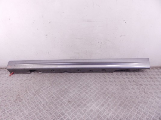 Накладка на порог BMW 3-series (E46) 51 71 8 209 755