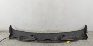 Дождевик BMW 3-series (E90/91/92) 51 71 7 061 964 Дождевик BMW 3-series (E90/91/92) 51 71 7 061 964