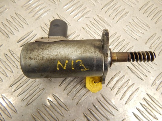 Моторчик VVT (эксцентрикового вала) BMW 1-series (F20/21) 11 37 7 591 588