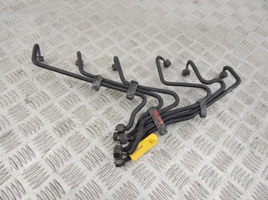 Трубка топливная BMW 7-series (E38) 13 53 2 246 559 Трубка топливная BMW 7-series (E38) 13 53 2 246 559