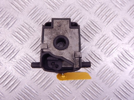 Замок капота BMW 3-series (E46) 51 23 8 203 859 Замок капота BMW 3-series (E46) 51 23 8 203 859