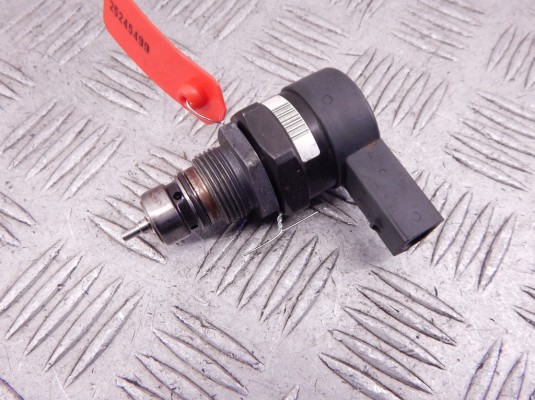 Датчик давления топлива BMW X5-series (E53) 13 53 7 805 733