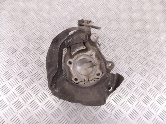 Ступица передняя левая BMW 5-series (E39) 31 21 1 092 853