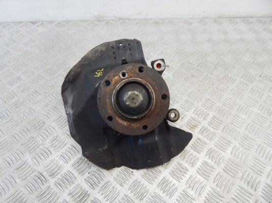 Ступица передняя левая BMW 3-series (E46) 31 21 1 096 429