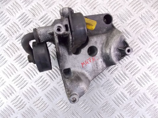 Кронштейн компрессора кондиционера BMW 3-series (E46) 7787319