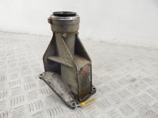 Кронштейн полуоси BMW X5-series (E70) 31 50 7 552 540