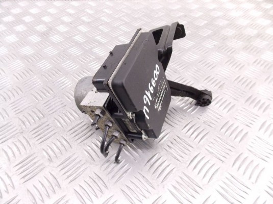 Блок ABS BMW X3-series (E83) 34 52 3 414 642