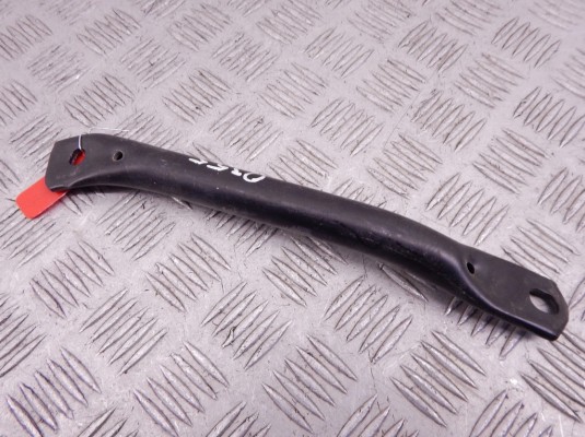 Распорка стоек BMW 3-series (E90/91/92) 51 61 7 183 043