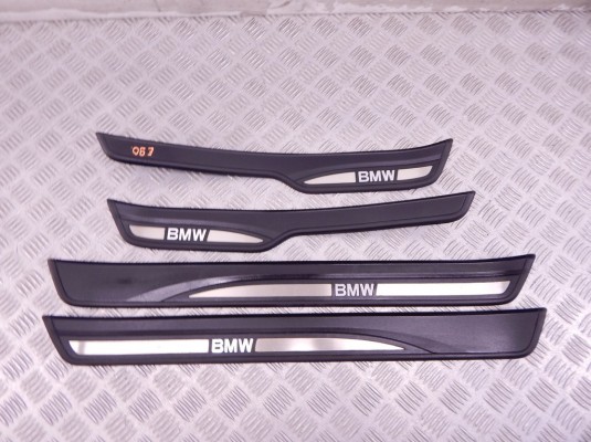 Накладка декоративная BMW 3-series (E90/91/92) 51 47 7 172 295
