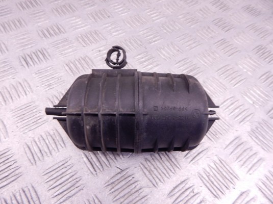 Вакуумный ресивер BMW 5-series (E39) 11 65 2 247 620 Вакуумный ресивер BMW 5-series (E39) 11 65 2 247 620