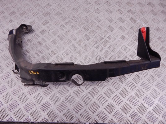 Крепление фары правой BMW 3-series (E90/91/92) 51 64 7 116 708 Крепление фары правой BMW 3-series (E90/91/92) 51 64 7 116 708