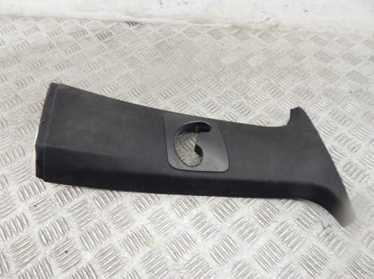 Обшивка стойки центральной правой BMW X5-series (E70) 51 43 7 129 752