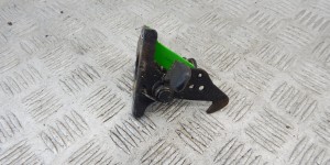Крюк капота BMW 5-series (E60/61) 51 23 7 034 256