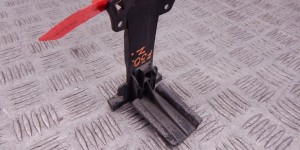 Кронштейн крепления бампера заднего BMW 3-series (F30/31) 51 11 7 296 331 Кронштейн крепления бампера заднего BMW 3-series (F30/31) 51 11 7 296 331