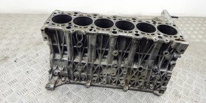 Блок цилиндров BMW X3-series (E83) 11 11 0 413 973