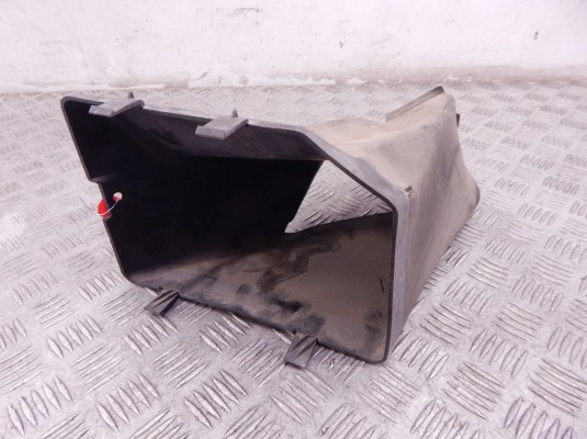 Воздуховод BMW X3-series (E83) 51 74 3 415 925 Воздуховод BMW X3-series (E83) 51 74 3 415 925