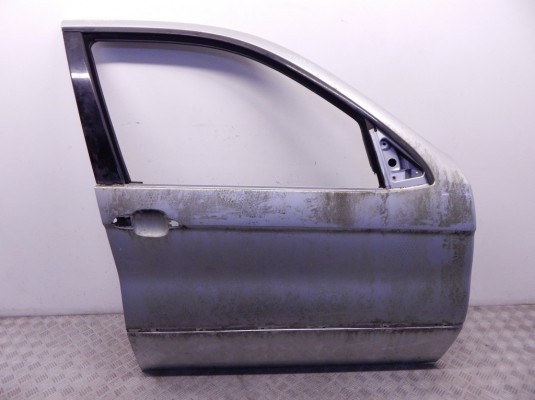 Дверь передняя правая BMW X5-series (E53) 41 51 8 256 824