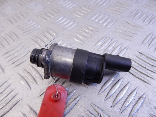 Датчик давления топлива BMW 5-series (E60/61) 13 51 7 797 875 Датчик давления топлива BMW 5-series (E60/61) 13 51 7 797 875