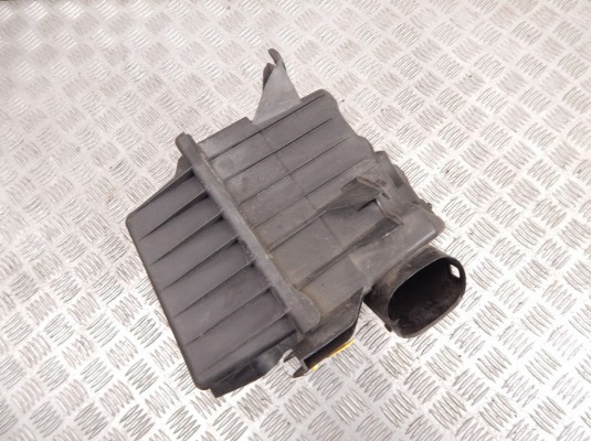 Корпус воздушного фильтра VOLKSWAGEN POLO (2001-2009) 600 129 607 AR