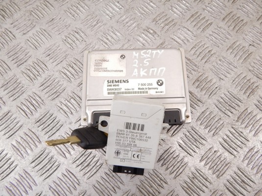 Блок управления двигателем BMW 5-series (E39) 12 14 7 500 255