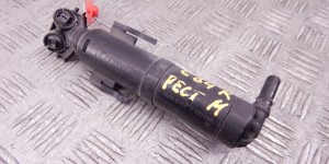 Форсунка омывателя фар BMW X1-series (E84) 61 67 7 321 892 Форсунка омывателя фар BMW X1-series (E84) 61 67 7 321 892