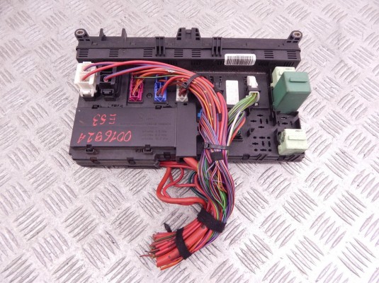 Блок предохранителей BMW X5-series (E53) 61 13 8 380 407
