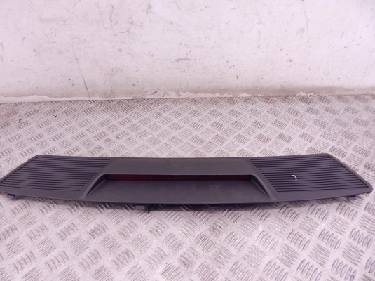 Стоп-сигнал BMW 7-series (E65/66) 63 25 8 379 691 Стоп-сигнал BMW 7-series (E65/66) 63 25 8 379 691
