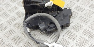 Замок двери передней правой BMW 3-series (E46) 51 21 7 011 244 Замок двери передней правой BMW 3-series (E46) 51 21 7 011 244