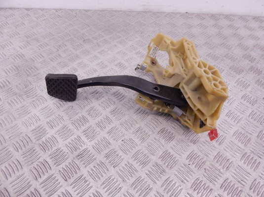 Узел педальный (блок педалей) BMW 5-series (E60/61) 35 00 6 759 947