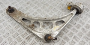 Рычаг передний правый BMW 3-series (E46) Рычаг передний правый BMW 3-series (E46)