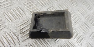 Опора под домкрат (поддомкратная подушка) BMW 5-series (E39) 51 71 8 204 244 Опора под домкрат (поддомкратная подушка) BMW 5-series (E39) 51 71 8 204 244