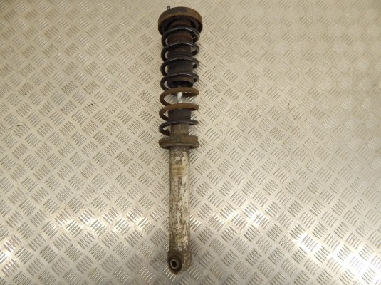 Стойка задняя BMW 5-series (E39) 33 52 1 093 646 Стойка задняя BMW 5-series (E39) 33 52 1 093 646