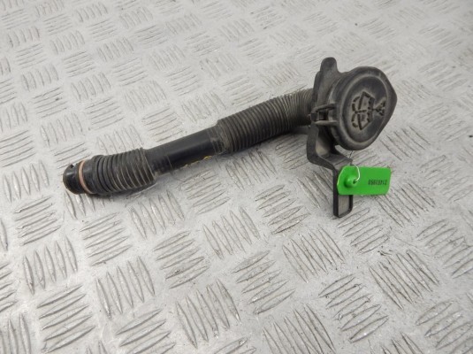 Горловина бачка омывателя BMW X5-series (E70) 61 66 7 162 586