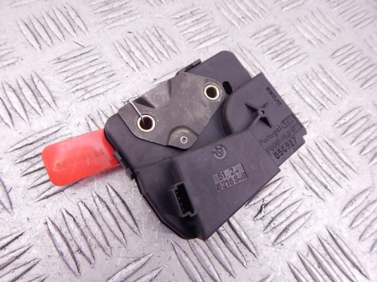 Замок стекла двери багажника BMW 3-series (E90/91/92) 51 24 8 218 849