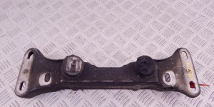 Кронштейн КПП BMW 5-series (E39) 22 31 1 092 476