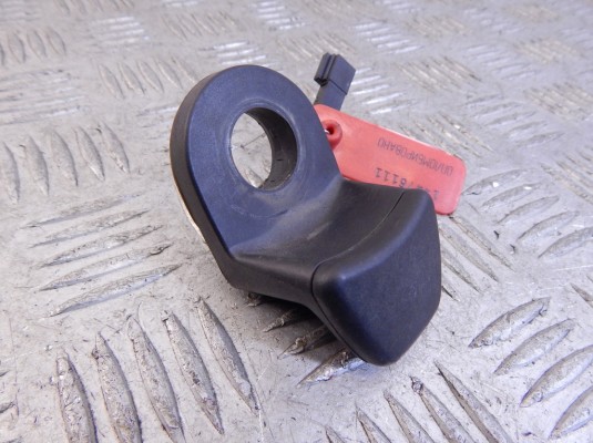 Кнопка открытия стекла багажника BMW 5-series (F10/11) 61 31 9 225 046 Кнопка открытия стекла багажника BMW 5-series (F10/11) 61 31 9 225 046