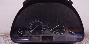 Щиток приборов (приборная панель) BMW 5-series (E39) 62 11 8 375 895 Щиток приборов (приборная панель) BMW 5-series (E39) 62 11 8 375 895