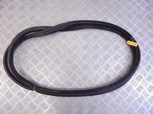 Уплотнитель багажника BMW 7-series (E65/66) 51 71 7 179 970