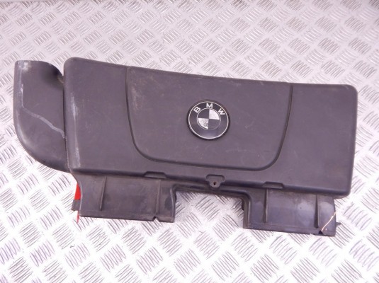 Воздухозаборник BMW 3-series (E90/91/92) 13 71 7 790 605 Воздухозаборник BMW 3-series (E90/91/92) 13 71 7 790 605