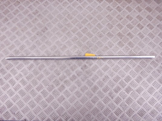 Молдинг стекла двери передней левой наружный BMW 5-series (E39) 51 21 8 204 387 Молдинг стекла двери передней левой наружный BMW 5-series (E39) 51 21 8 204 387