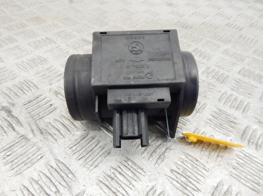 Расходомер воздуха BMW 7-series (E38) 13 62 2 246 084 Расходомер воздуха BMW 7-series (E38) 13 62 2 246 084