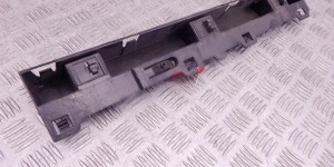 Кронштейн крепления порога BMW 4-series (F32/33/36) 51 77 7 320 205 Кронштейн крепления порога BMW 4-series (F32/33/36) 51 77 7 320 205