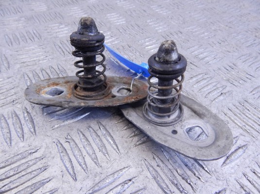 Замок капота BMW 5-series (E39) 51 23 8 176 594