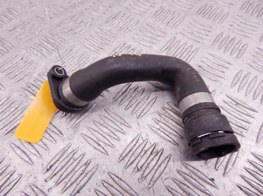 Патрубок (трубопровод, шланг) BMW 3-series (E90/91/92) Патрубок (трубопровод, шланг) BMW 3-series (E90/91/92)