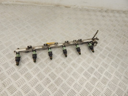 Форсунка BMW 5-series (E39) 13 64 1 730 060