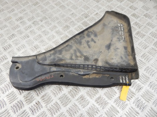 Дождевик BMW 5-series (F10/11) 51 71 7 216 978 Дождевик BMW 5-series (F10/11) 51 71 7 216 978